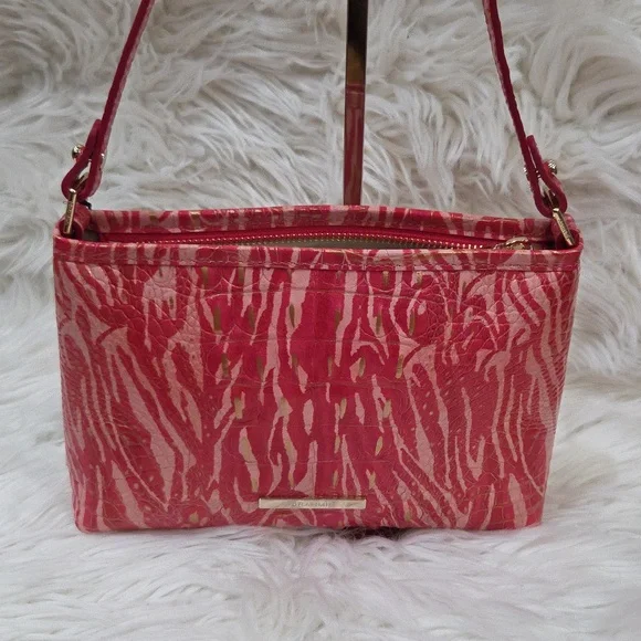❤🔹️Brahmin 🔹️Coral LoreleiBeloved Melbourne Croc Embossed Bag + Passport Set